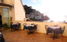 Hotel Croce Di Amalfi